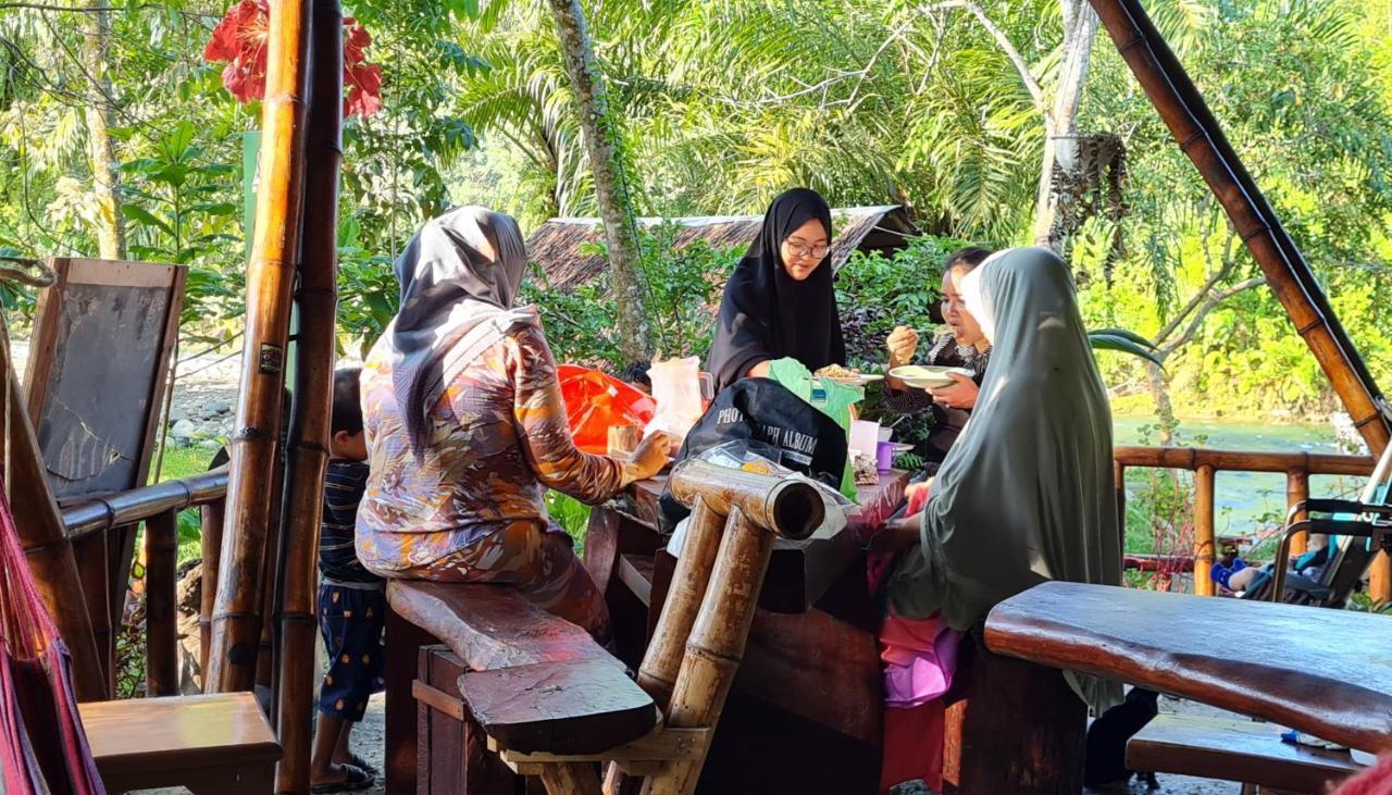 Etalauser Jungle Gate Ecoresort Bukit Lawang Exterior foto
